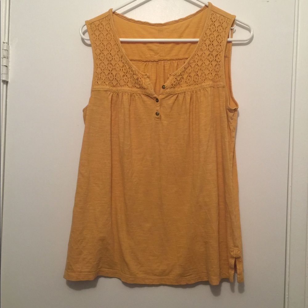 Mustard yellow sleeveless top